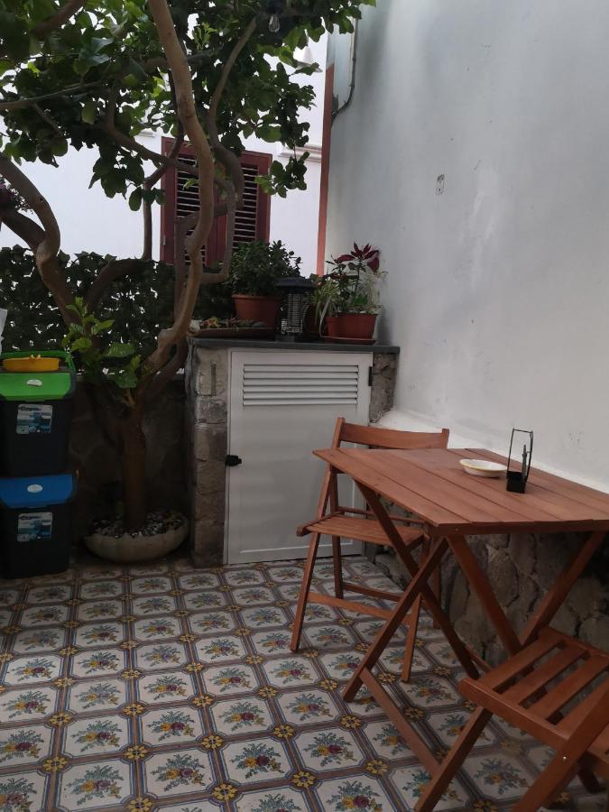 Al Limone Apartment ลีปารี ภายนอก รูปภาพ