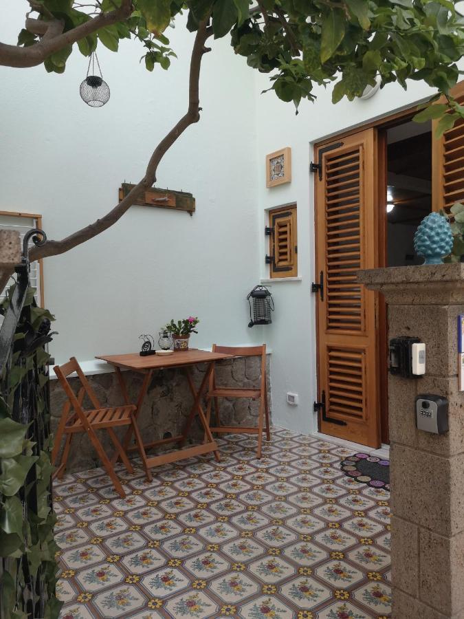 Al Limone Apartment ลีปารี ภายนอก รูปภาพ